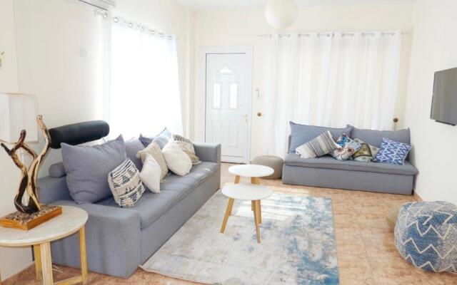 Melanos Residence 2 bdrm townhouse with private pool