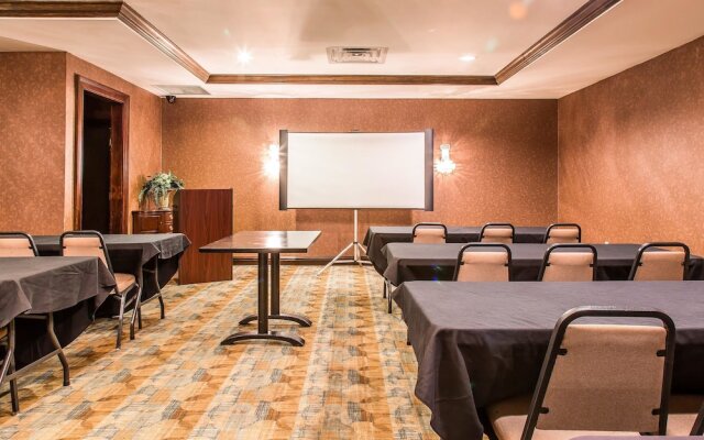 Comfort Inn & Suites
