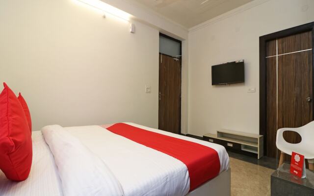 OYO Flagship 15432 Hotel The Nest GMS Rd