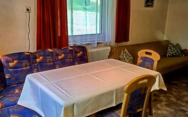 Pleasant Holiday Home in Langenfeld With Balcony