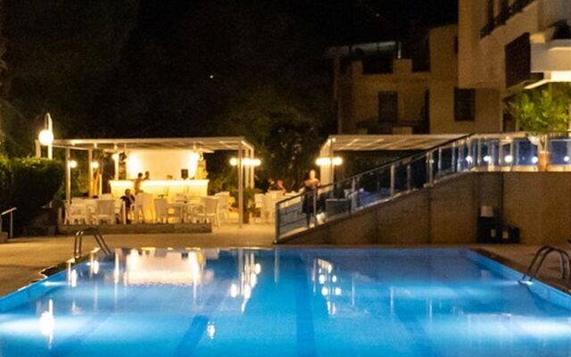 Cashmere Hotel