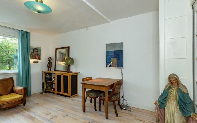Pretty Holiday Home With Terrace, Garden, Garden Furniture