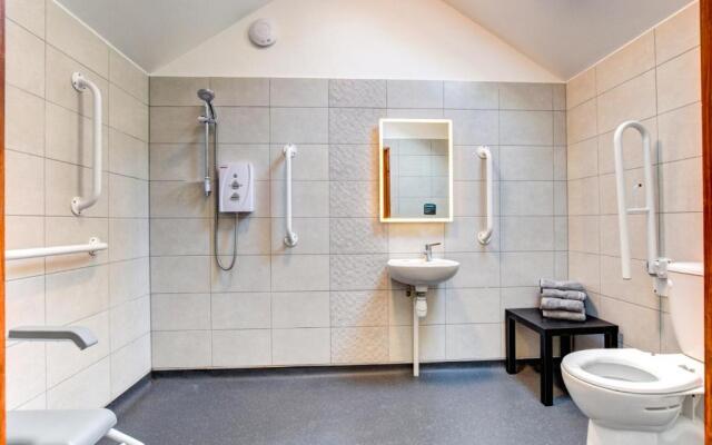 Holiday Home Stabal y Rhyd