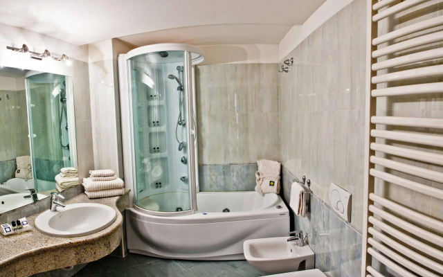 Hotel Savoy Palace - Tonelli Hotels