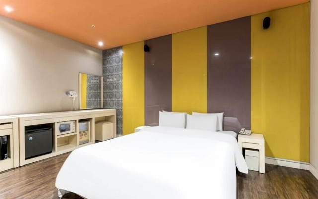 Bobos Hotel