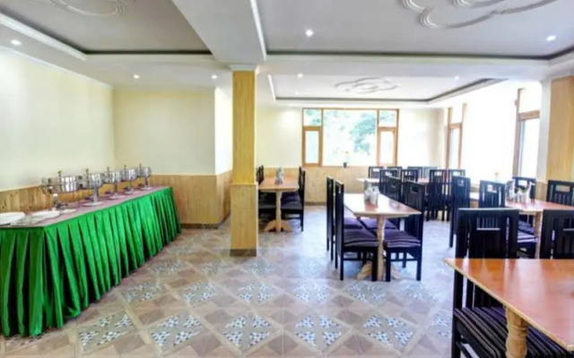 Hotel Manu Palace