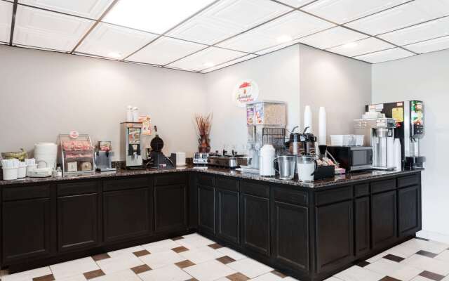 Super 8 by Wyndham Monteagle TN