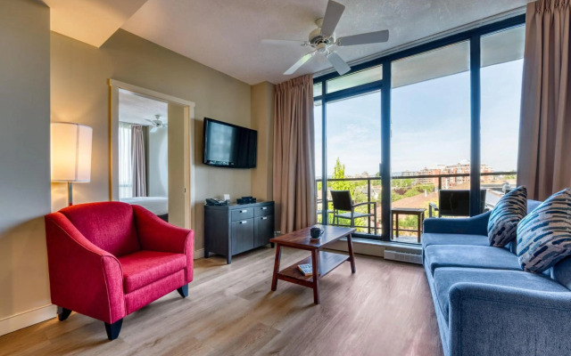 The Oswego Hotel