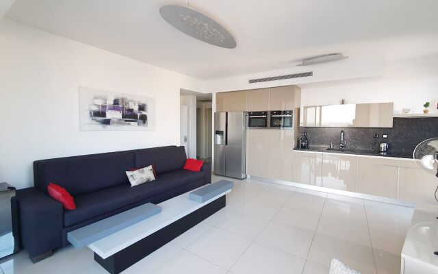 Apartment Emeraude | 2BR | Tel Aviv | Florentin | Ma'on St | #TL16