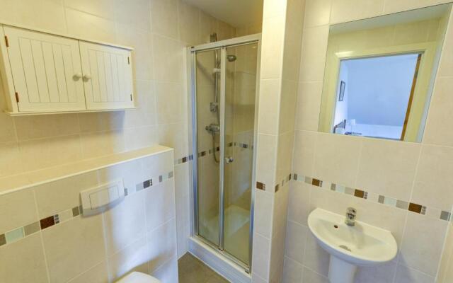 Flat 9 Broadleys