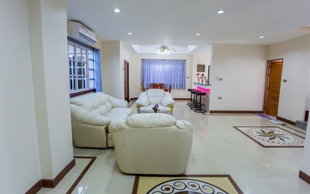 The Jomtien Modern Pool Villa