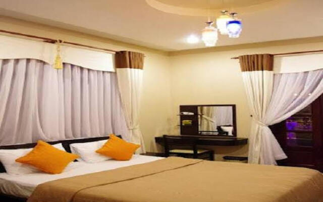 Nhat Huy Hotel