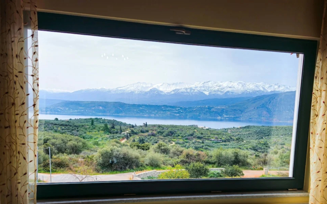 Villa Aitheras - Mountain View & Garden