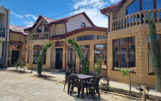 Домик у моря