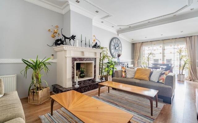 Missafir Exclusive Flat With Terrace in Nisantasi