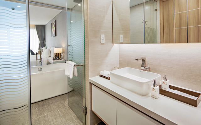 Zen Diamond Suites Hotel