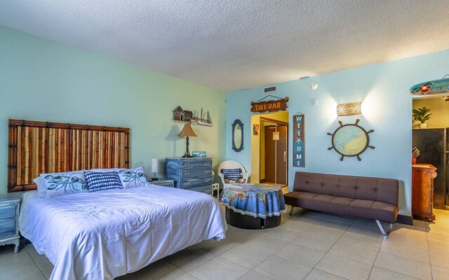 301 Little Harbor Inn