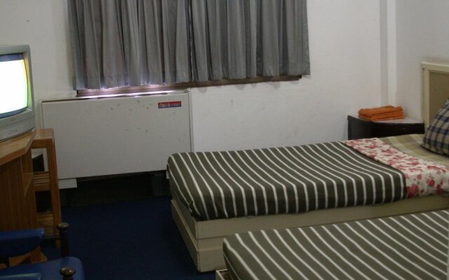 Inthanin Hotel