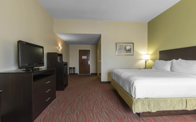 Holiday Inn Express Hotel & Suites Cullman by IHG