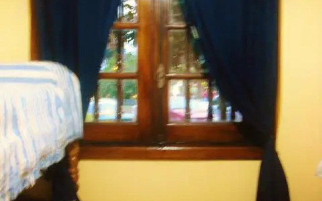 Wawqi Hostel