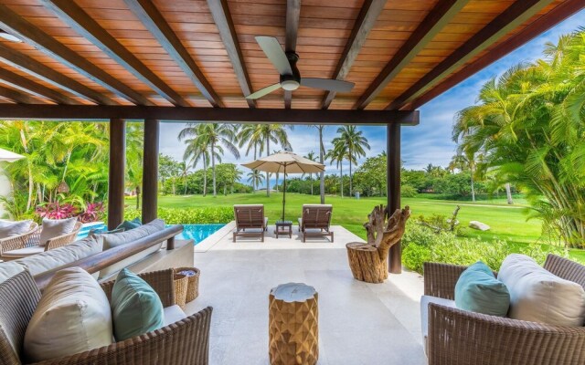 Sunny Vacation Villa 57