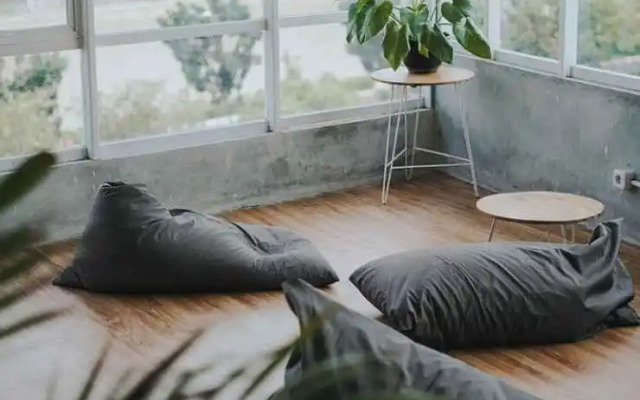 Front One Boutique Tugu Muda Semarang