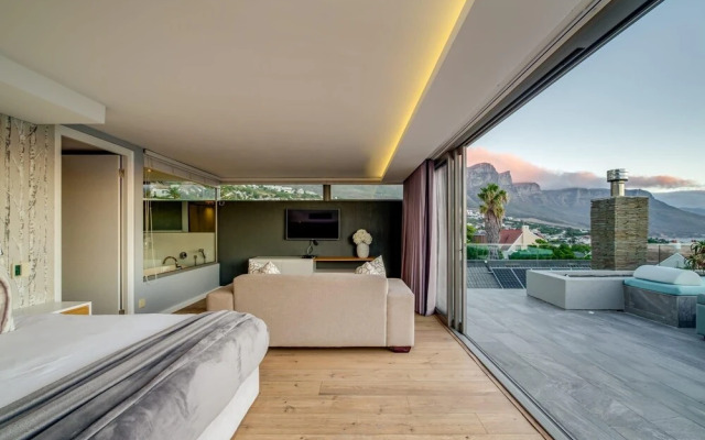 Incredible Camps Bay Villa With Five Bedrooms and Private Pool The Cheviots