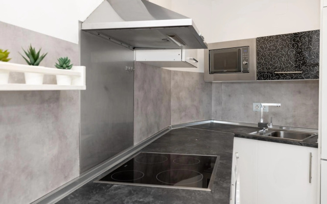 Sunrise Apartment 924