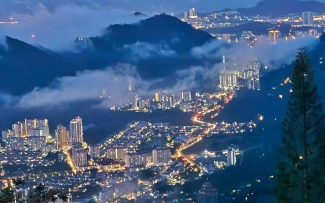 Susie's Resort Seaview Suites at Sri Sayang