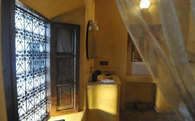 Riad Asna