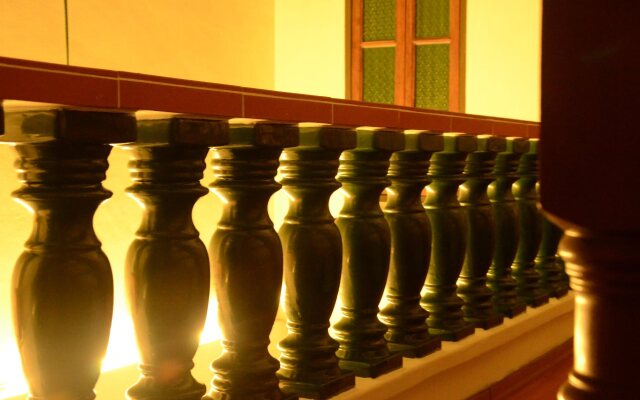 Hotel Ceylon