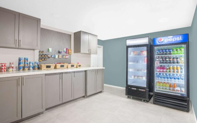 Hawthorn Suites by Wyndham Manchester Hartford