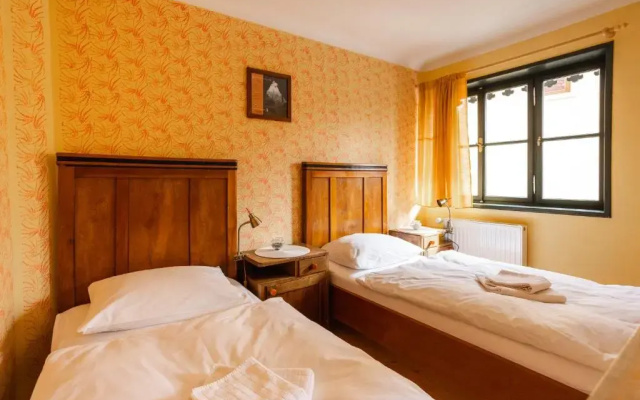 Hostel Gabronka