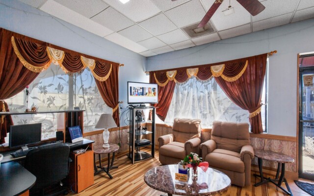 Hotel O Columbia Downtown near I-65