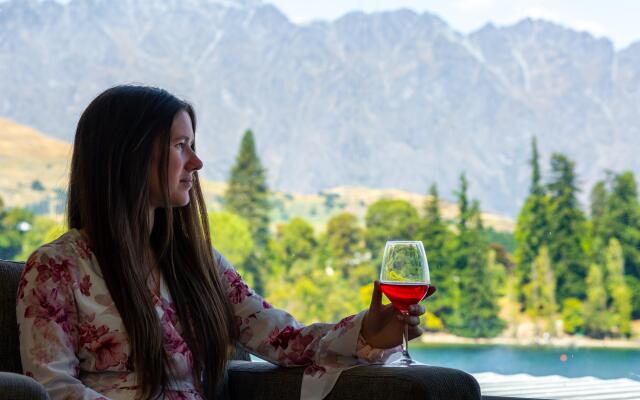 Crowne Plaza Hotel Queenstown by IHG