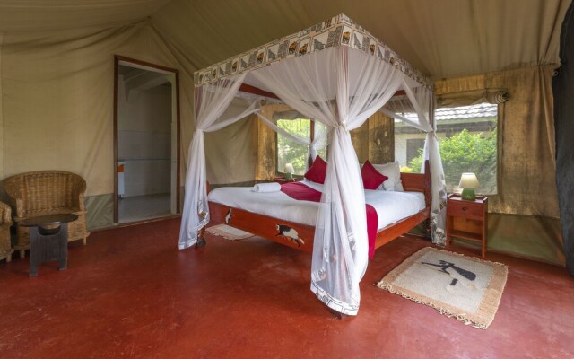 Crater Lake Tented Camp & Game Sanctuary