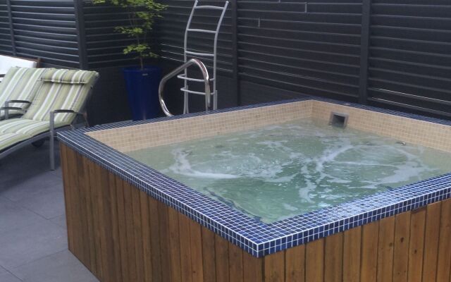 Au Cheval Blanc Hôtel et Restaurant