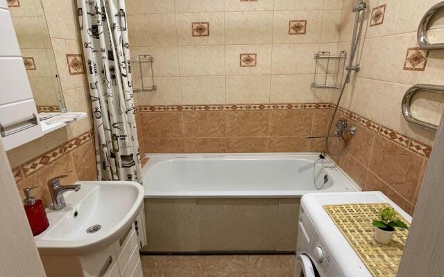 Сниму квартиру на улице Октябрьской Революции