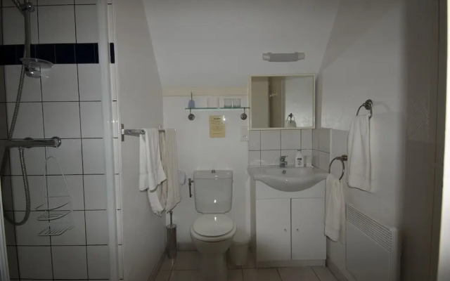 Les Petites Charmilles