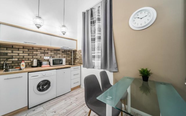 Csengery Airconed Apartment in Centre