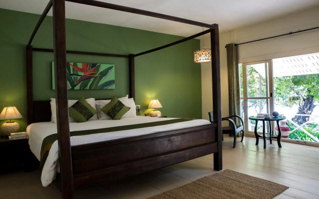 The C Samet Beach Resort