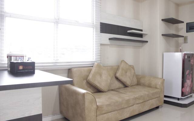 Simply Homey 2BR Apartment Parahyangan Residence