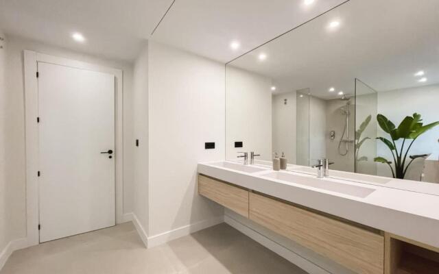 Heated Rooftop Pool Penthouse Views Magna Marbella