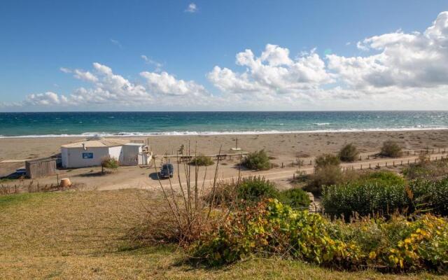 Aldea Beach 72