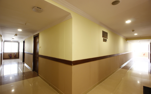 Sri Sai Regency by OYO Rooms