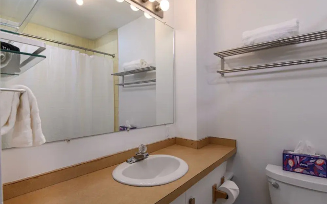 6 Village Edge 2 Bedroom Condo