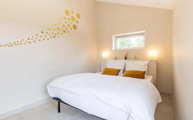 Charming Holiday Home With Private Pool