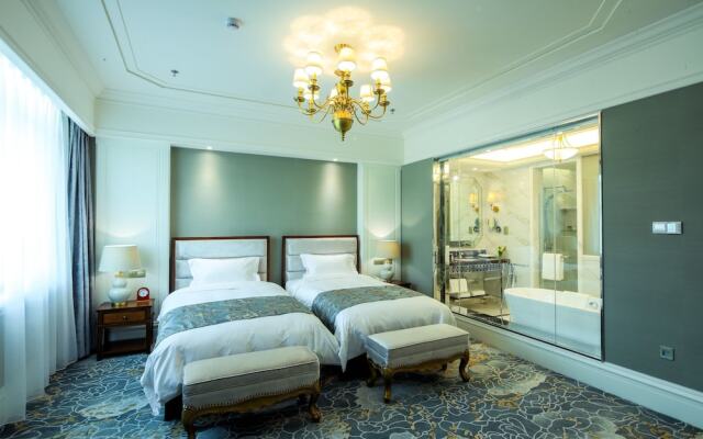 Qingdao Laoshan Bay Hotel