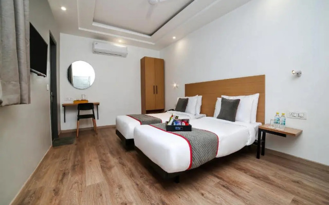 OYO Townhouse 055 Sohna Road Uppal Southend 1