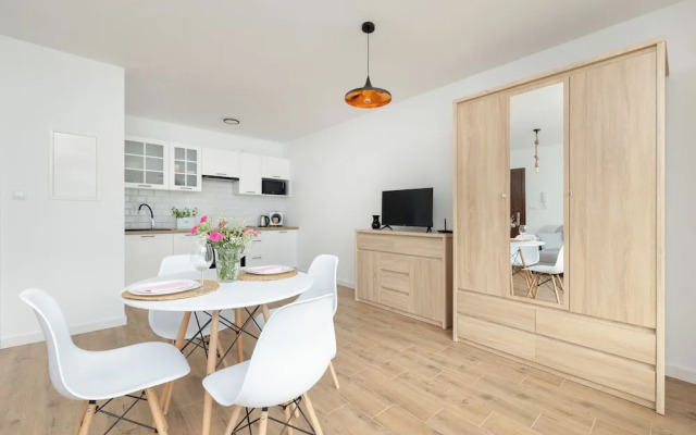 Bright Studio in Darlowo by Renters